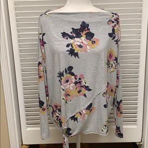 MAURICES long sleeve floral tee